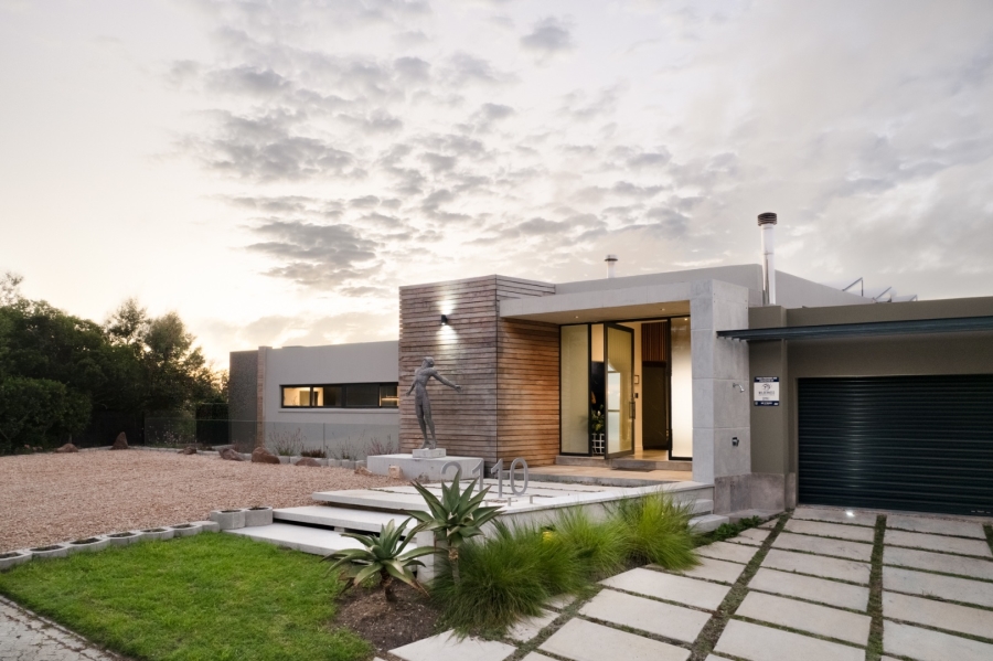 5 Bedroom Property for Sale in Wilderness Central Western Cape